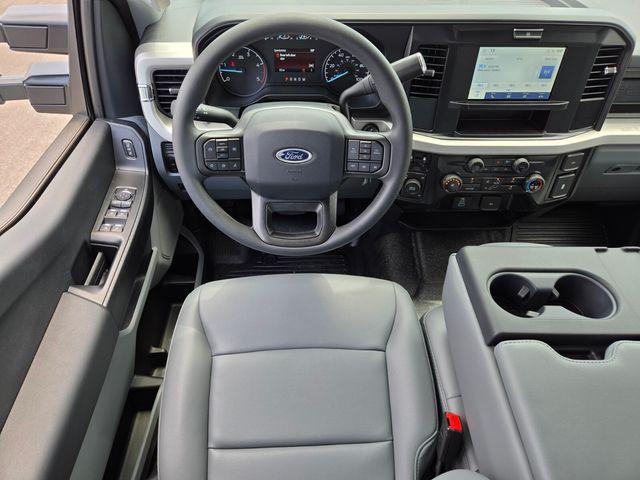 new 2025 Ford F-450 car, priced at $70,636