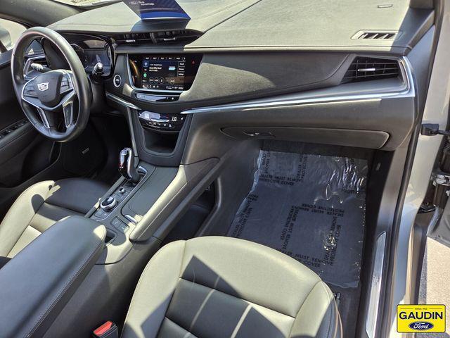 used 2023 Cadillac XT5 car, priced at $27,535