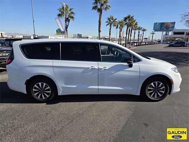 used 2024 Chrysler Pacifica Hybrid car, priced at $29,500