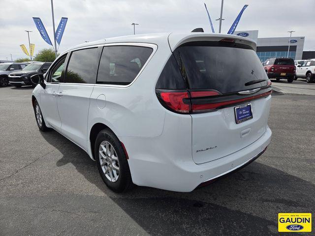 used 2024 Chrysler Pacifica car, priced at $27,777