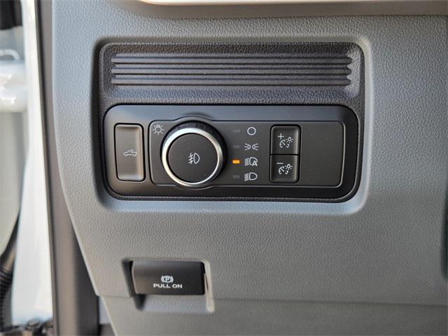 new 2025 Ford F-450 car, priced at $68,391