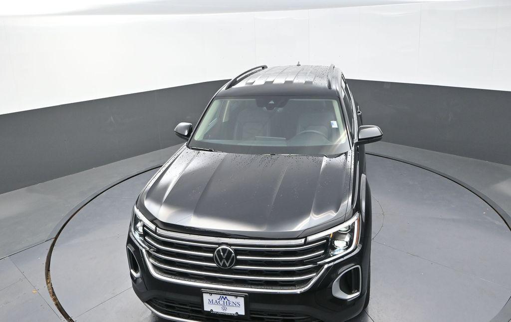 new 2026 Volkswagen Atlas car, priced at $39,245