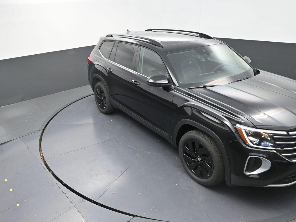 new 2026 Volkswagen Atlas car, priced at $45,022