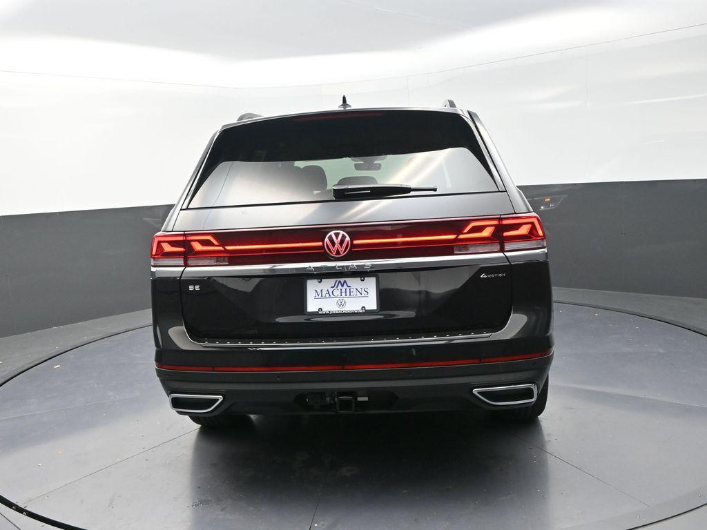 new 2026 Volkswagen Atlas car, priced at $45,022