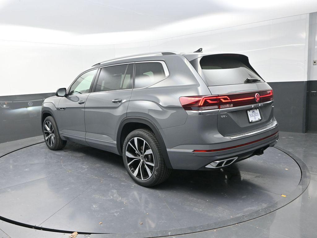 new 2026 Volkswagen Atlas car, priced at $52,618