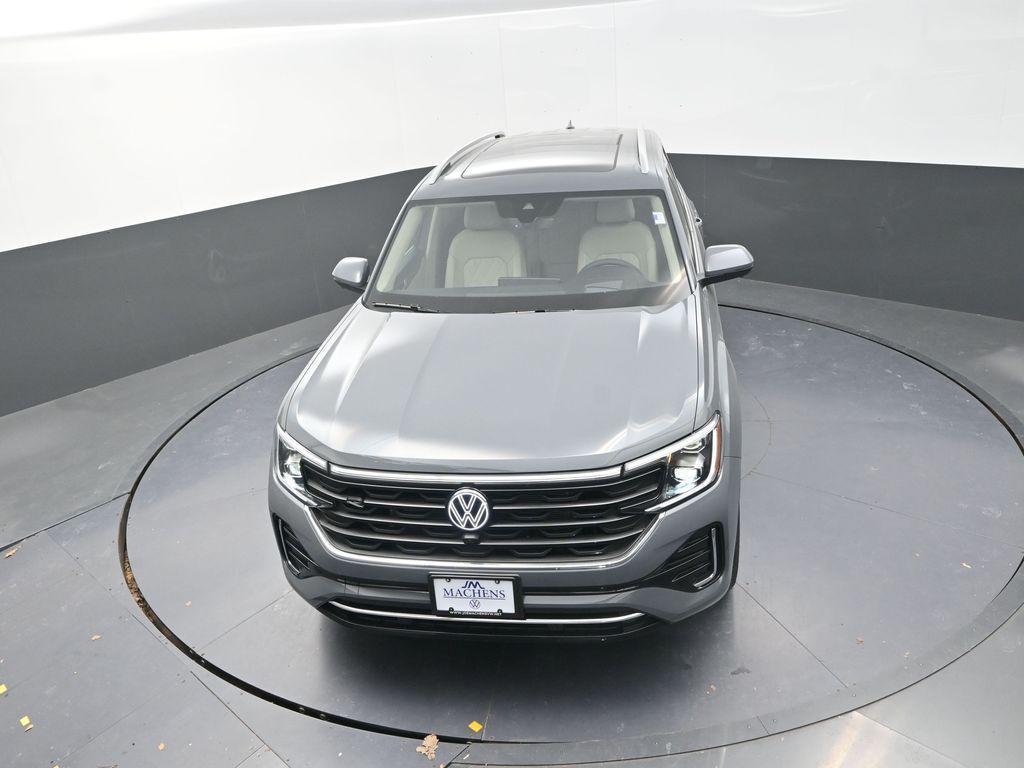new 2026 Volkswagen Atlas car, priced at $52,618