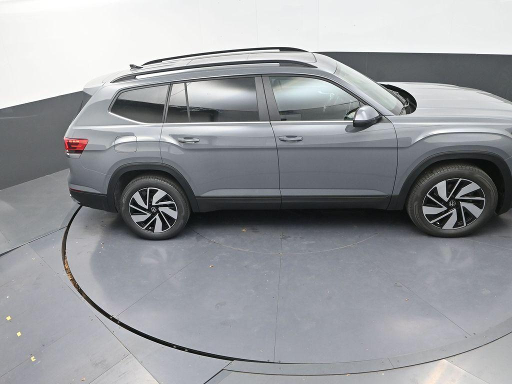 new 2026 Volkswagen Atlas car, priced at $44,947