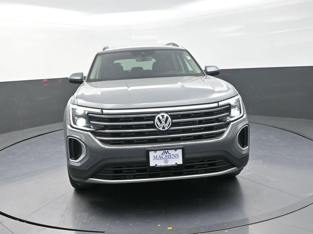 new 2026 Volkswagen Atlas car, priced at $44,947