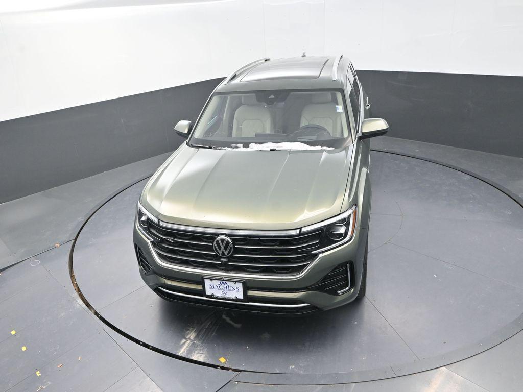 new 2026 Volkswagen Atlas car, priced at $52,181