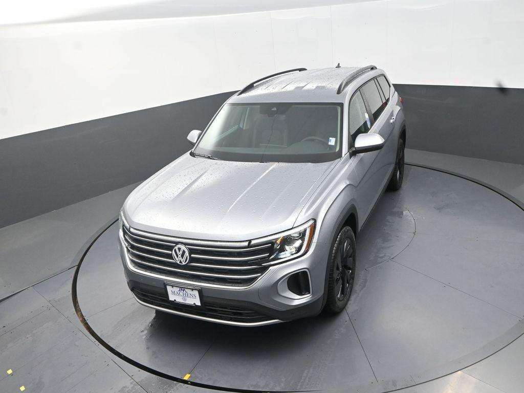 new 2026 Volkswagen Atlas car, priced at $43,490
