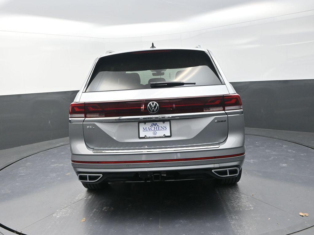 new 2026 Volkswagen Atlas car, priced at $52,181