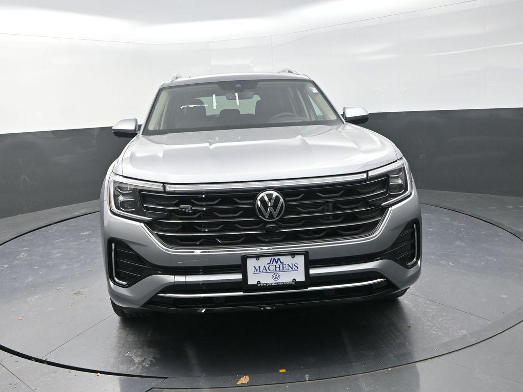 new 2026 Volkswagen Atlas car, priced at $52,181