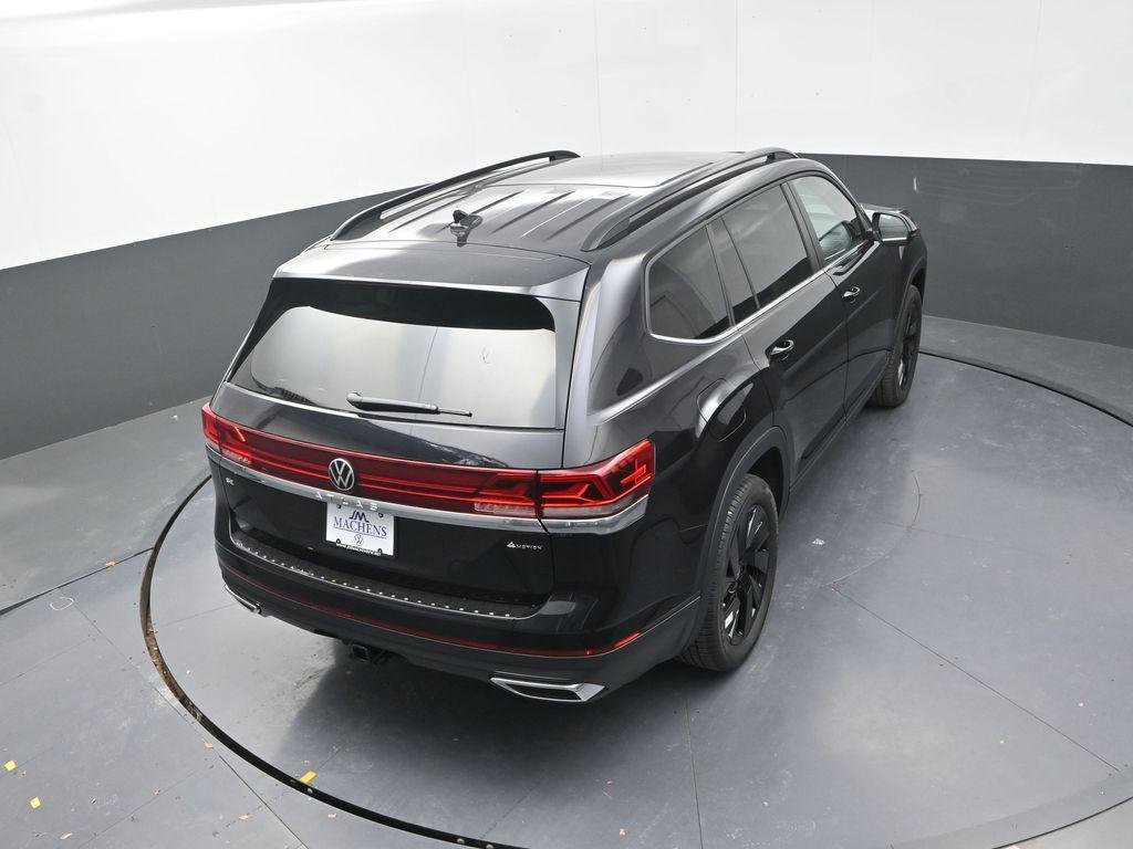 new 2026 Volkswagen Atlas car, priced at $45,022