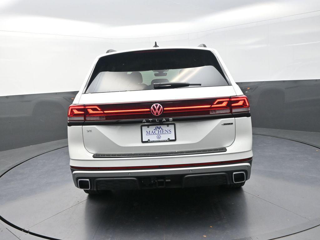 new 2026 Volkswagen Atlas car, priced at $46,264
