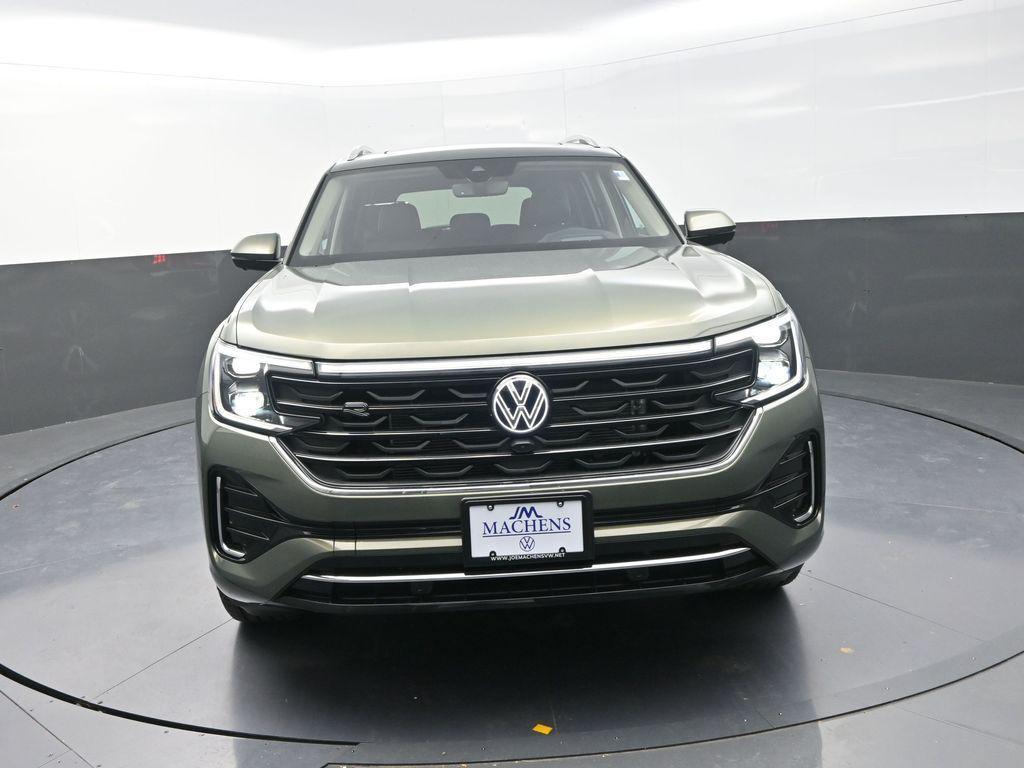 new 2026 Volkswagen Atlas car, priced at $52,181