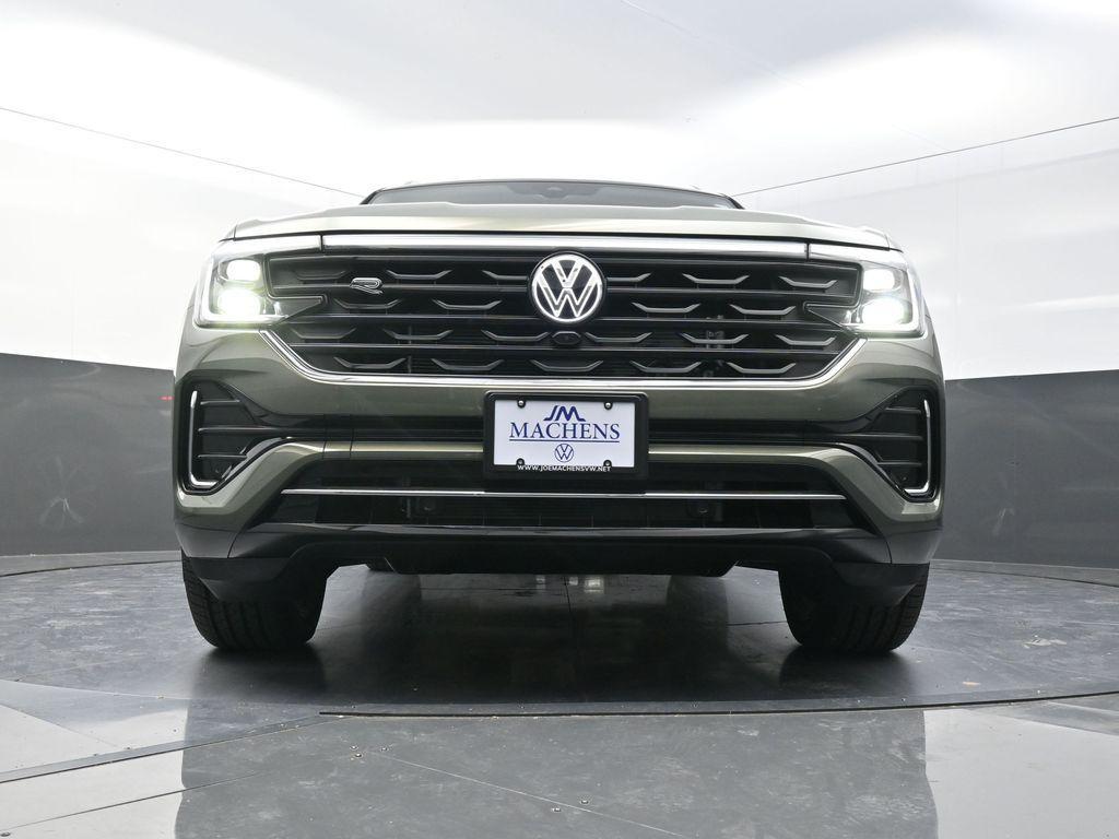 new 2026 Volkswagen Atlas car, priced at $52,181