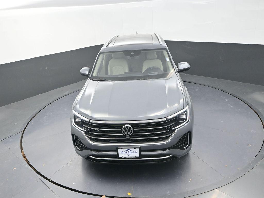 new 2026 Volkswagen Atlas car, priced at $52,618