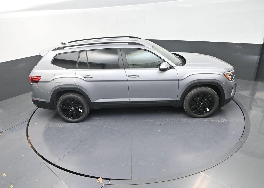 new 2026 Volkswagen Atlas car, priced at $44,588