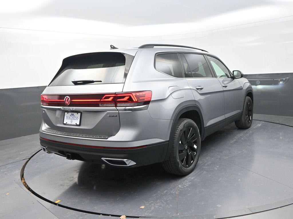 new 2026 Volkswagen Atlas car, priced at $44,588
