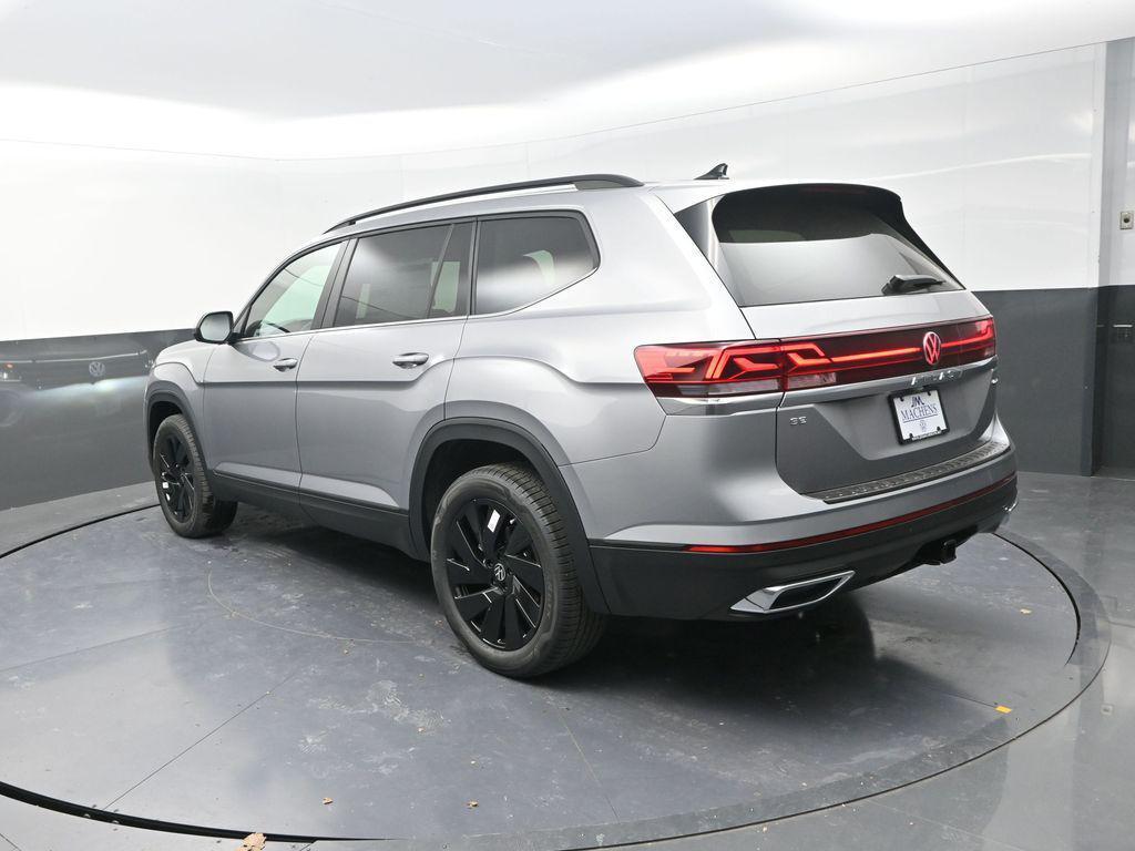new 2026 Volkswagen Atlas car, priced at $44,588