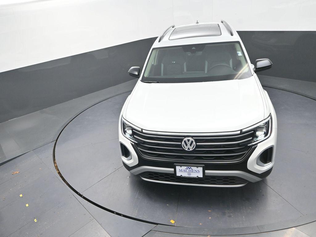 new 2026 Volkswagen Atlas car, priced at $46,264