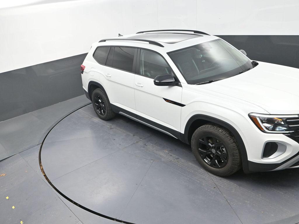new 2026 Volkswagen Atlas car, priced at $46,264