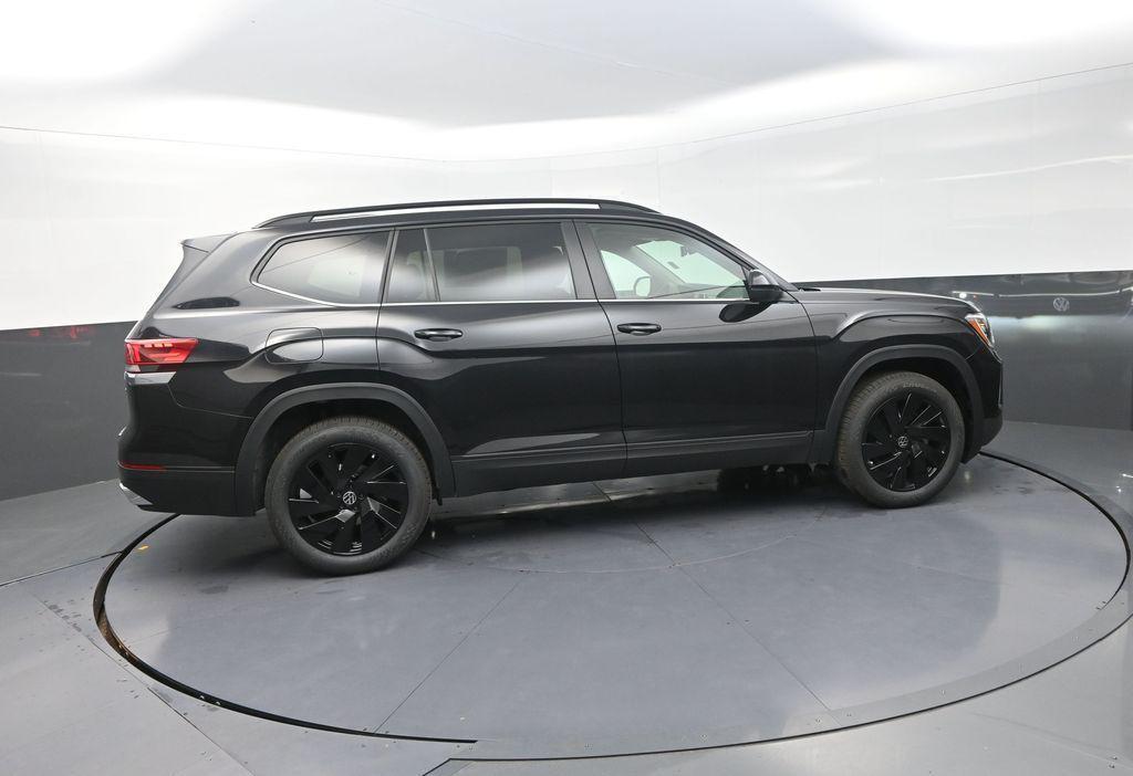 new 2026 Volkswagen Atlas car, priced at $45,109
