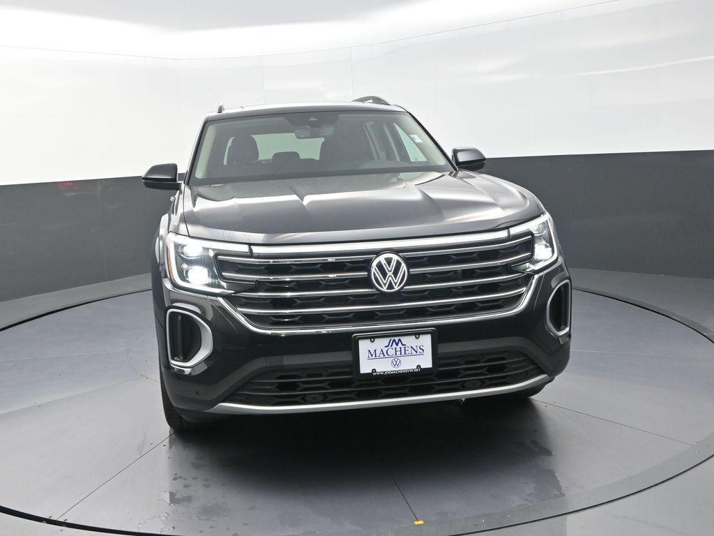new 2026 Volkswagen Atlas car, priced at $45,109