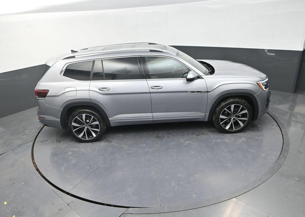 new 2026 Volkswagen Atlas car, priced at $52,268