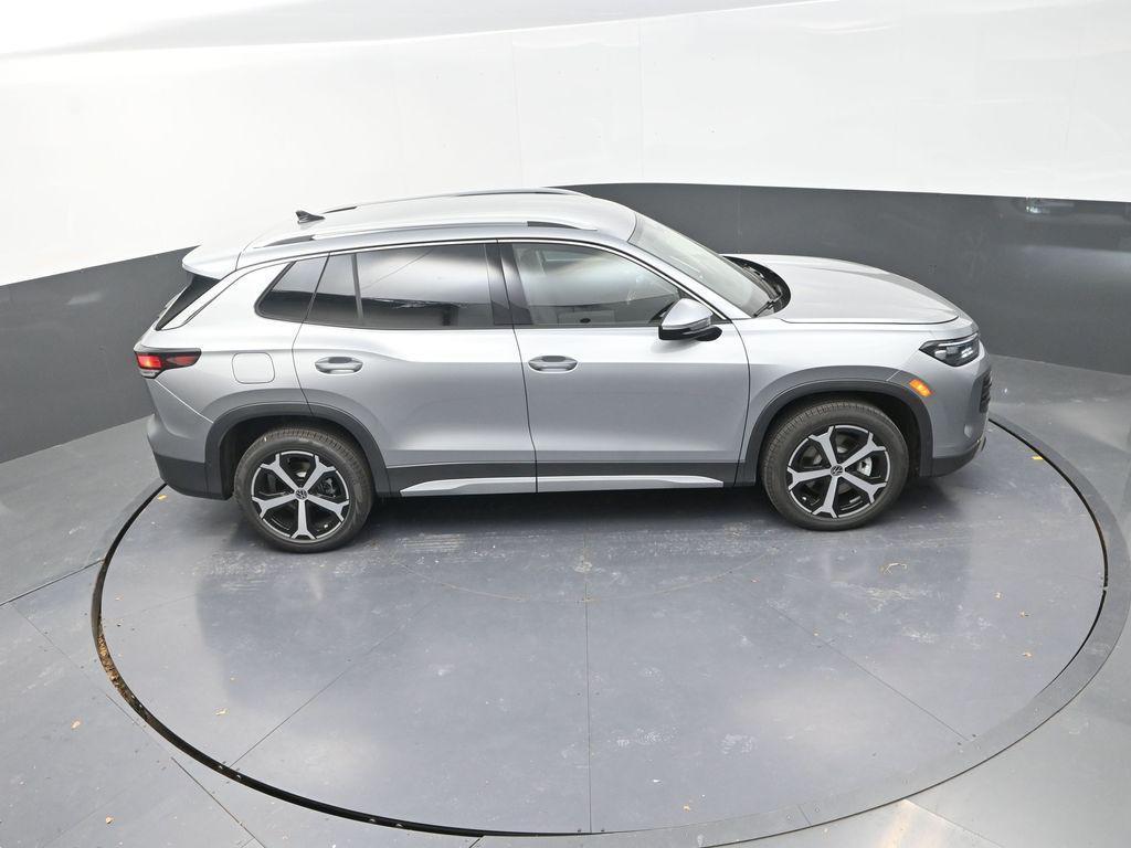 new 2026 Volkswagen Tiguan car, priced at $35,331