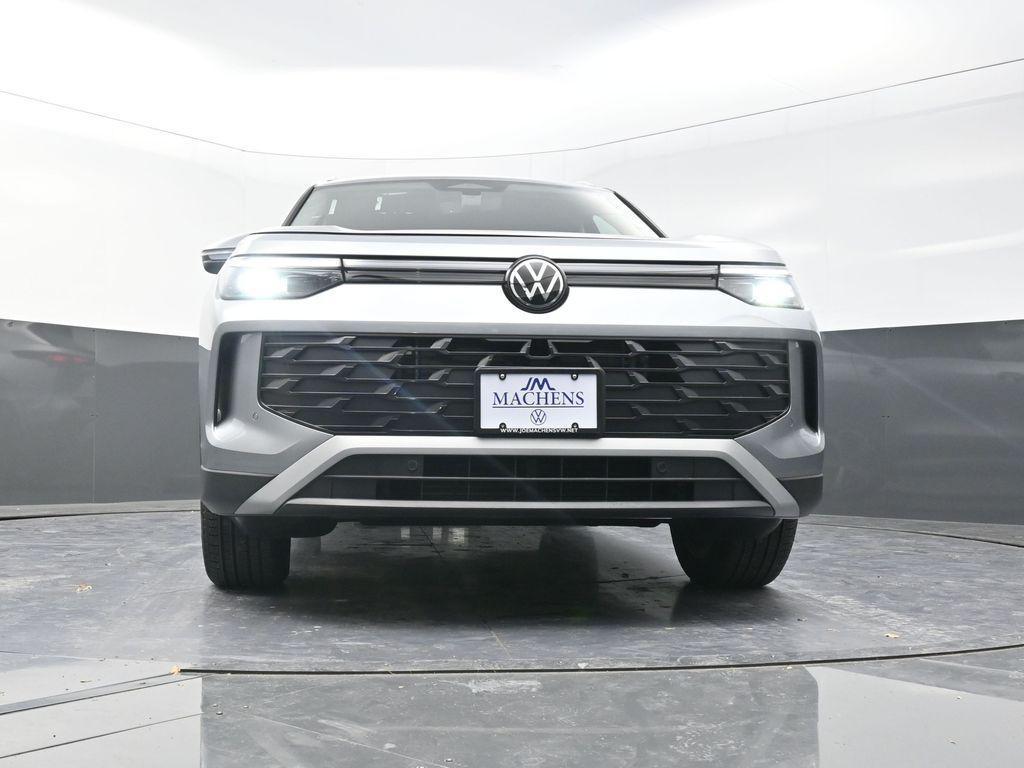 new 2026 Volkswagen Tiguan car, priced at $35,331