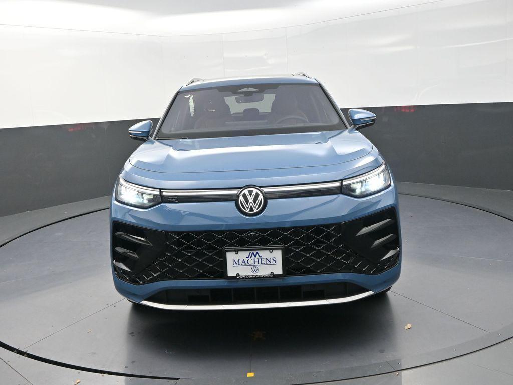new 2026 Volkswagen Tiguan car, priced at $43,993