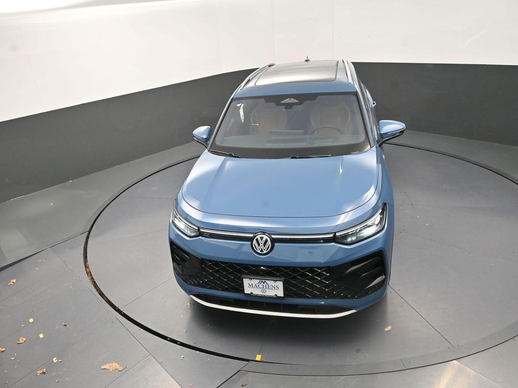 new 2026 Volkswagen Tiguan car, priced at $43,993