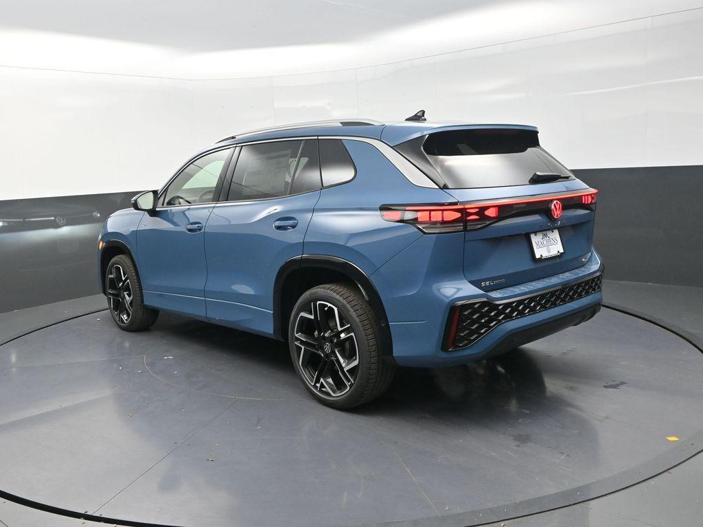 new 2026 Volkswagen Tiguan car, priced at $43,993