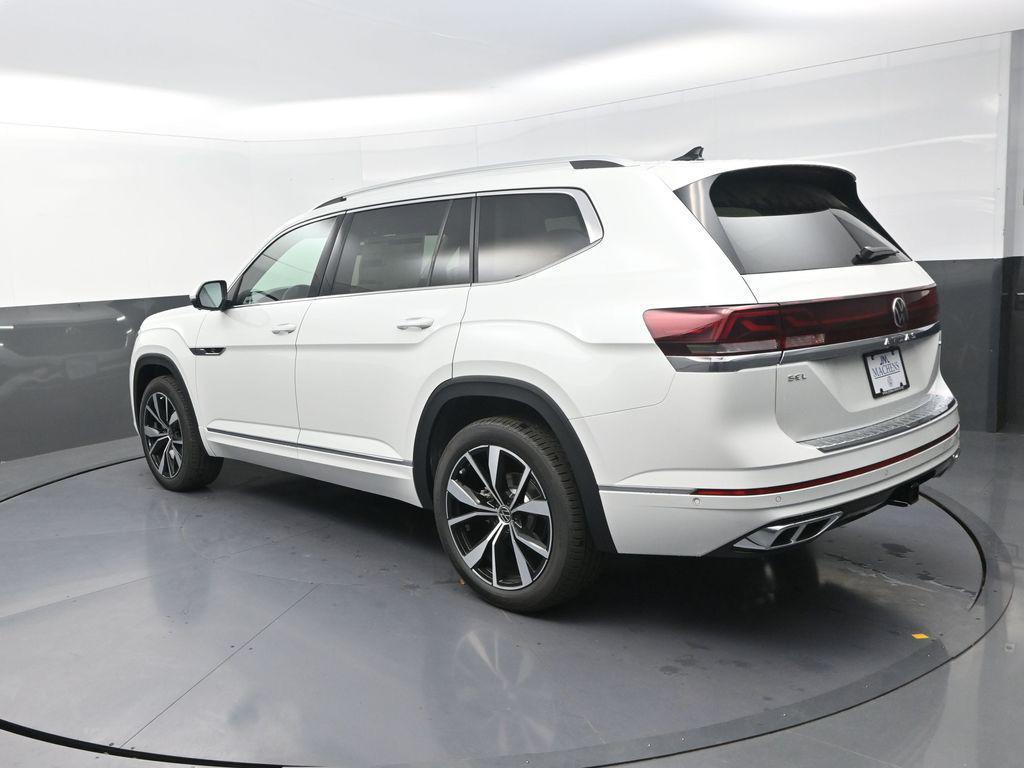 new 2026 Volkswagen Atlas car, priced at $52,705