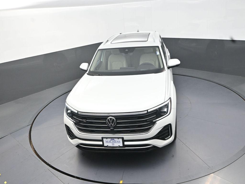 new 2026 Volkswagen Atlas car, priced at $52,705