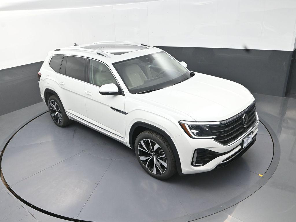 new 2026 Volkswagen Atlas car, priced at $52,705