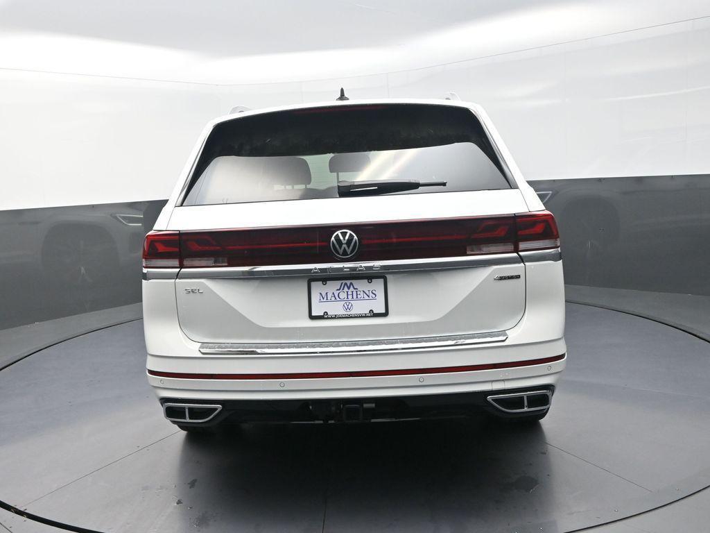 new 2026 Volkswagen Atlas car, priced at $52,705