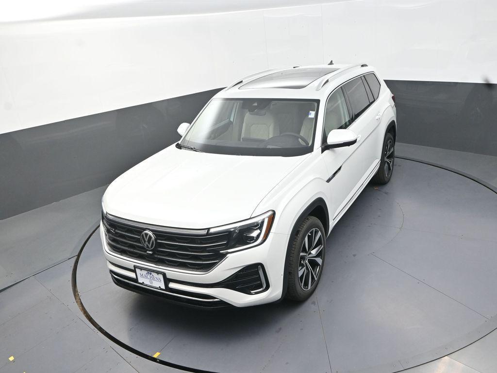 new 2026 Volkswagen Atlas car, priced at $52,705