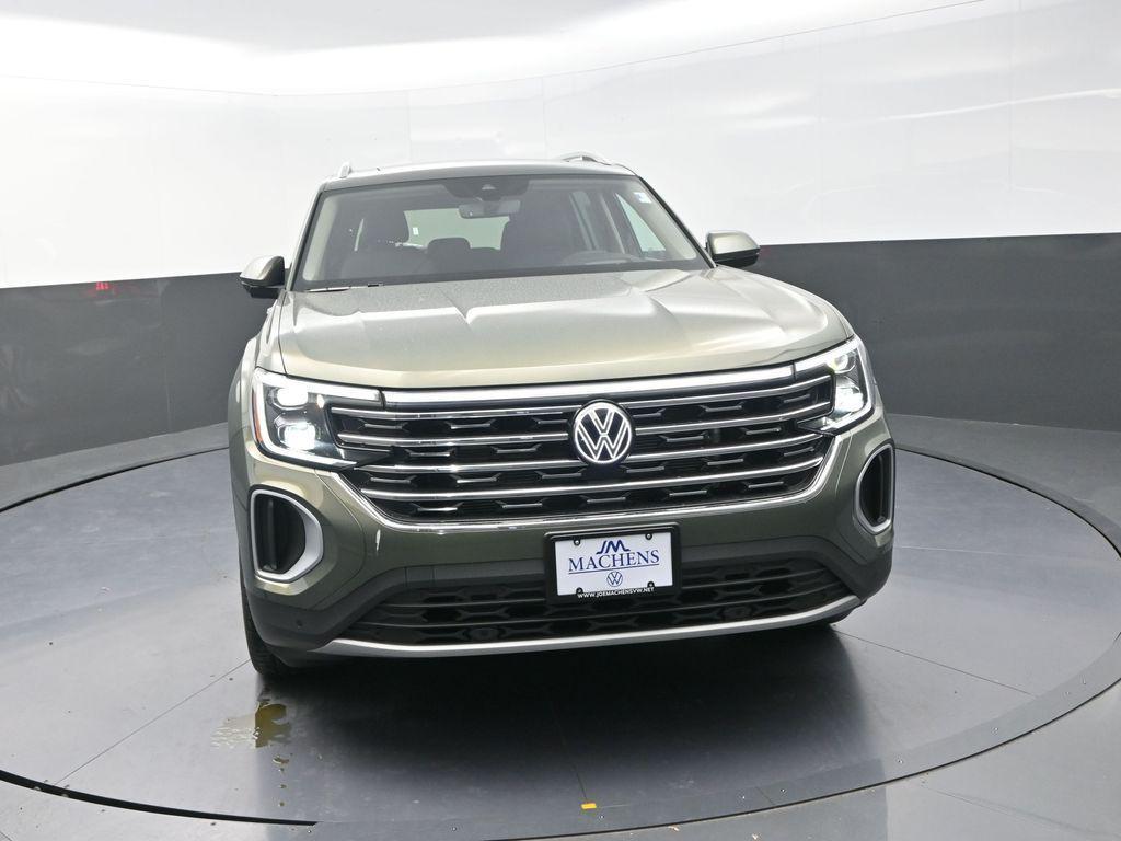 new 2026 Volkswagen Atlas car, priced at $47,336