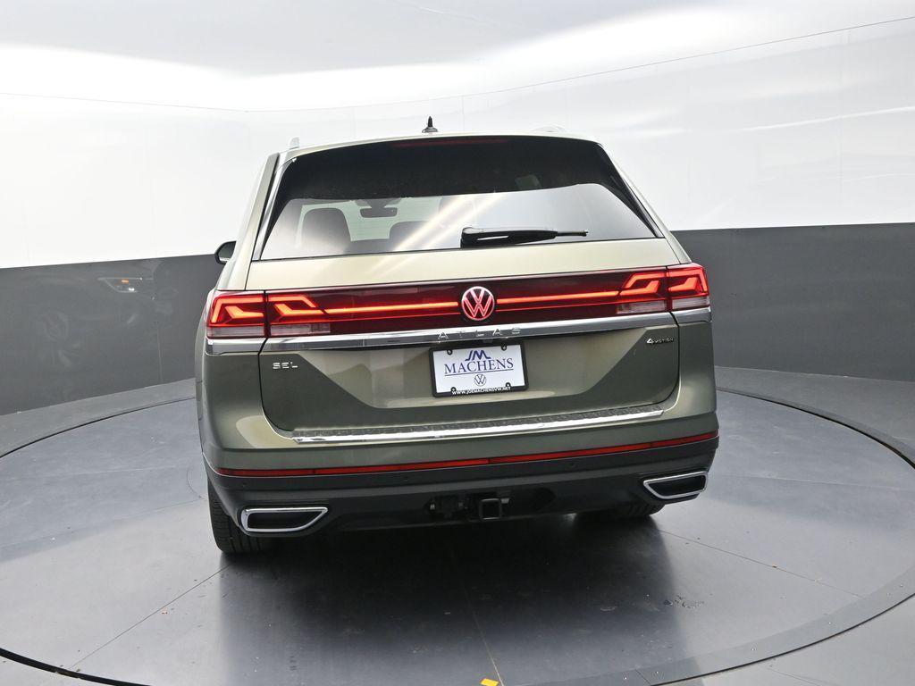 new 2026 Volkswagen Atlas car, priced at $47,336