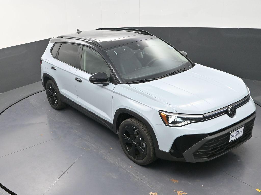 new 2026 Volkswagen Taos car, priced at $34,434