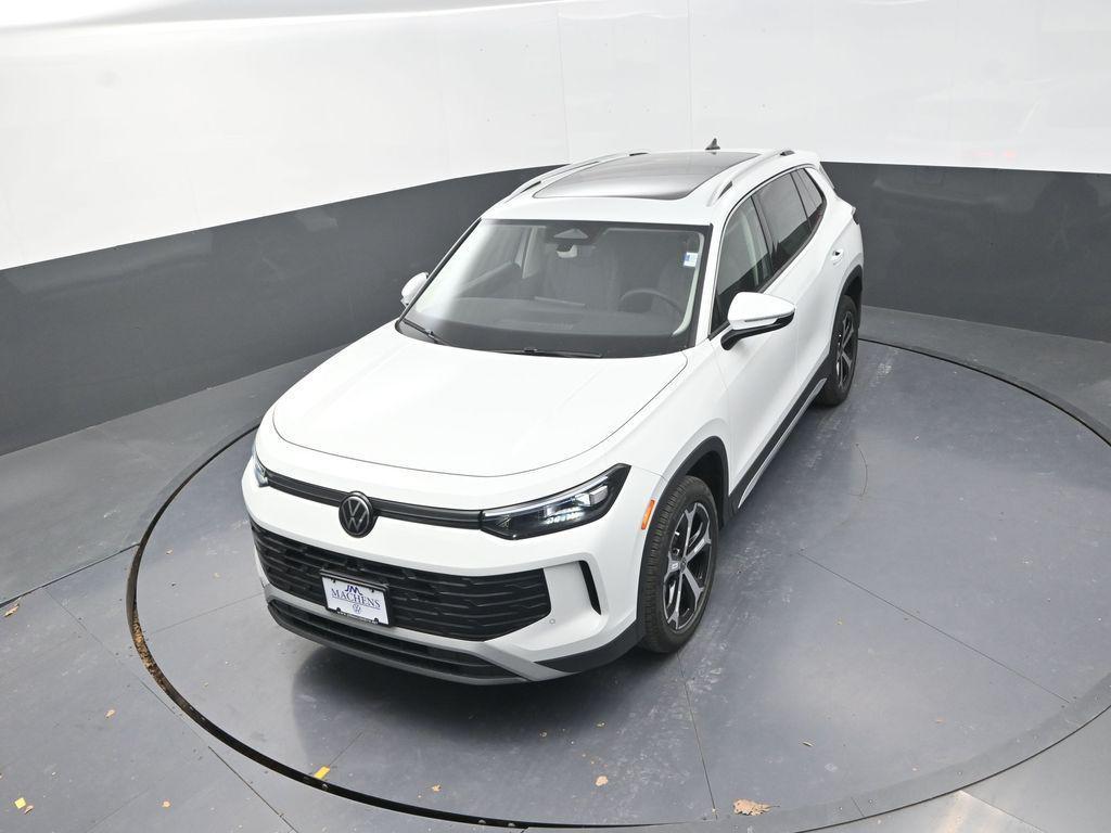 new 2026 Volkswagen Tiguan car, priced at $36,363