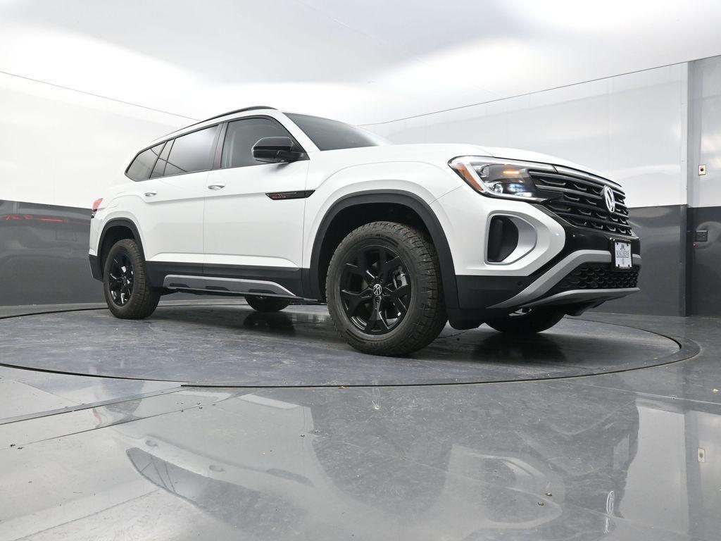 new 2026 Volkswagen Atlas car, priced at $46,264