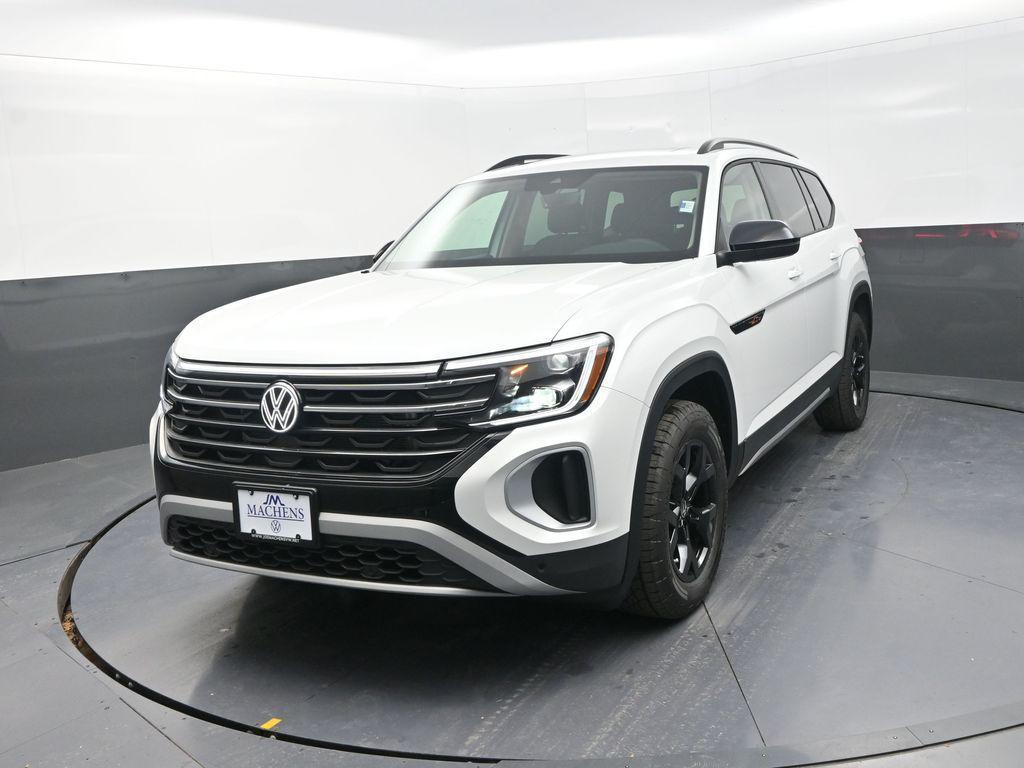 new 2026 Volkswagen Atlas car, priced at $46,264