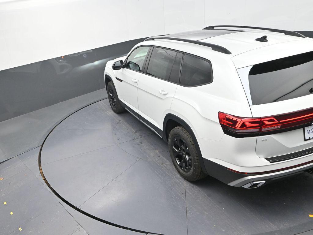 new 2026 Volkswagen Atlas car, priced at $46,264