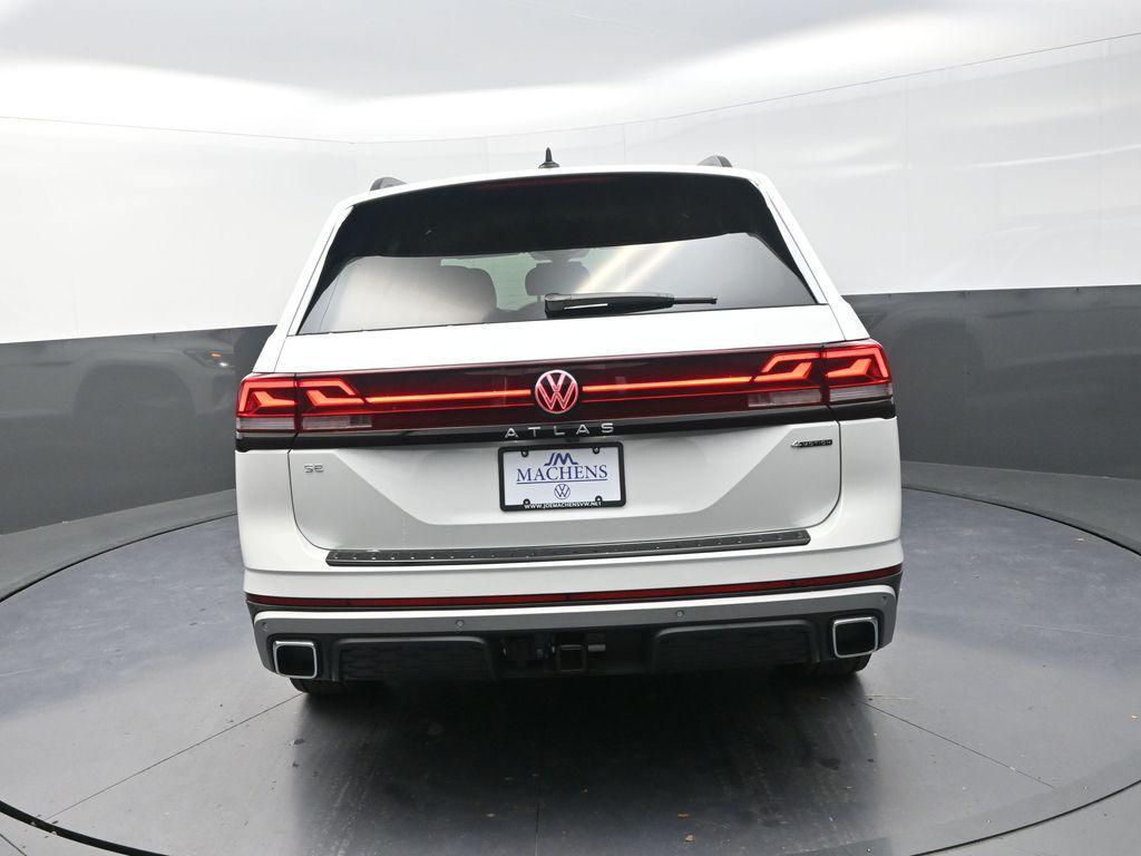 new 2026 Volkswagen Atlas car, priced at $46,264