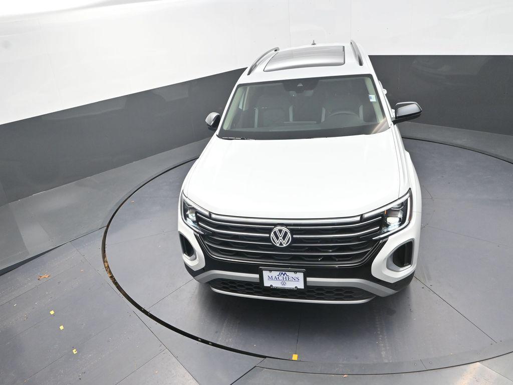 new 2026 Volkswagen Atlas car, priced at $46,264
