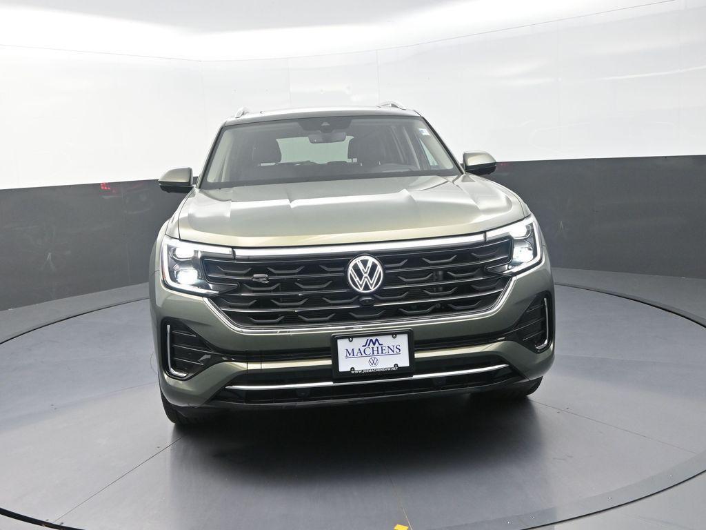 new 2026 Volkswagen Atlas car, priced at $50,866