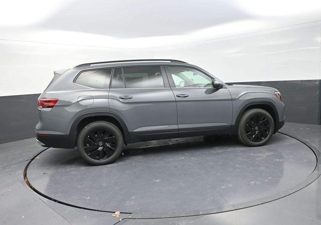 new 2026 Volkswagen Atlas car, priced at $45,025